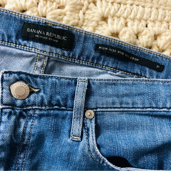 Banana Republic High Rise Wide Leg Crop Jeans Size 31 Raw Hem - Picture 3 of 9